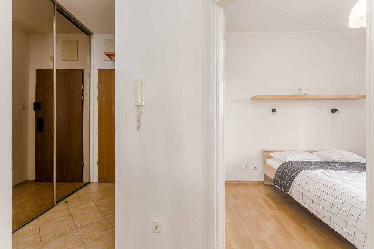 ורשה Chill Apartments Kluczborska Bemowo מראה חיצוני תמונה